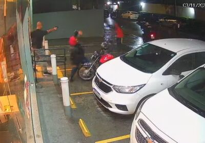 Policial que matou homem com 11 tiros em frente a mercado é preso em SP