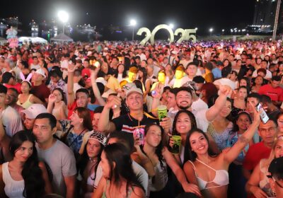 Manauaras celebraram a chegada de 2025 em vários pontos da cidade