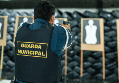 STF decide que guardas municipais podem fazer policiamento urbano