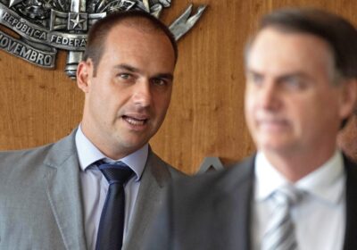 Eduardo Bolsonaro sobre OMS: “Se Jair Bolsonaro fosse presidente, Brasil sairia”