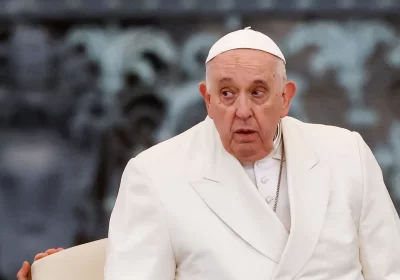 No Gemelli, Papa Francisco passa uma noite tranquila, diz Vaticano