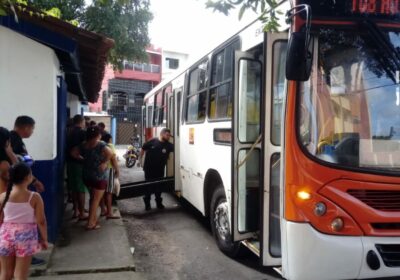 Homem sofre mal súbito e morre em ônibus do transporte público em Manaus