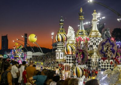 Rosas de Ouro é campeã do carnaval das escolas de samba de São Paulo